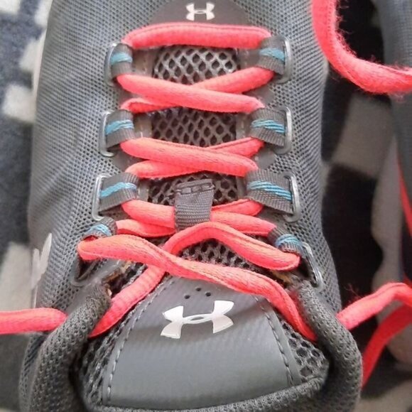 Under Armour Grey Micro G Sneakers Size 6 - Picture 8 of 9